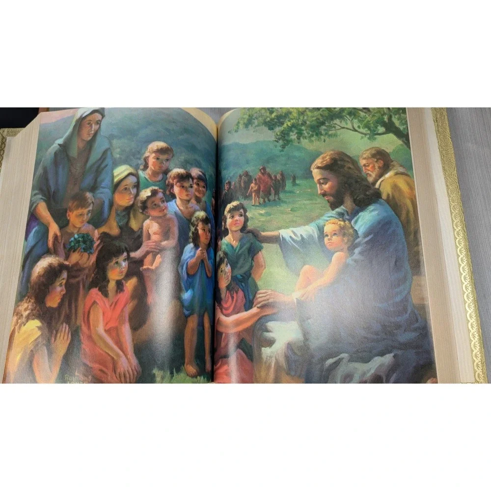 DeVore Holy Bible Devotional Edition Gold Praying Hands Vintage Large Hardcover